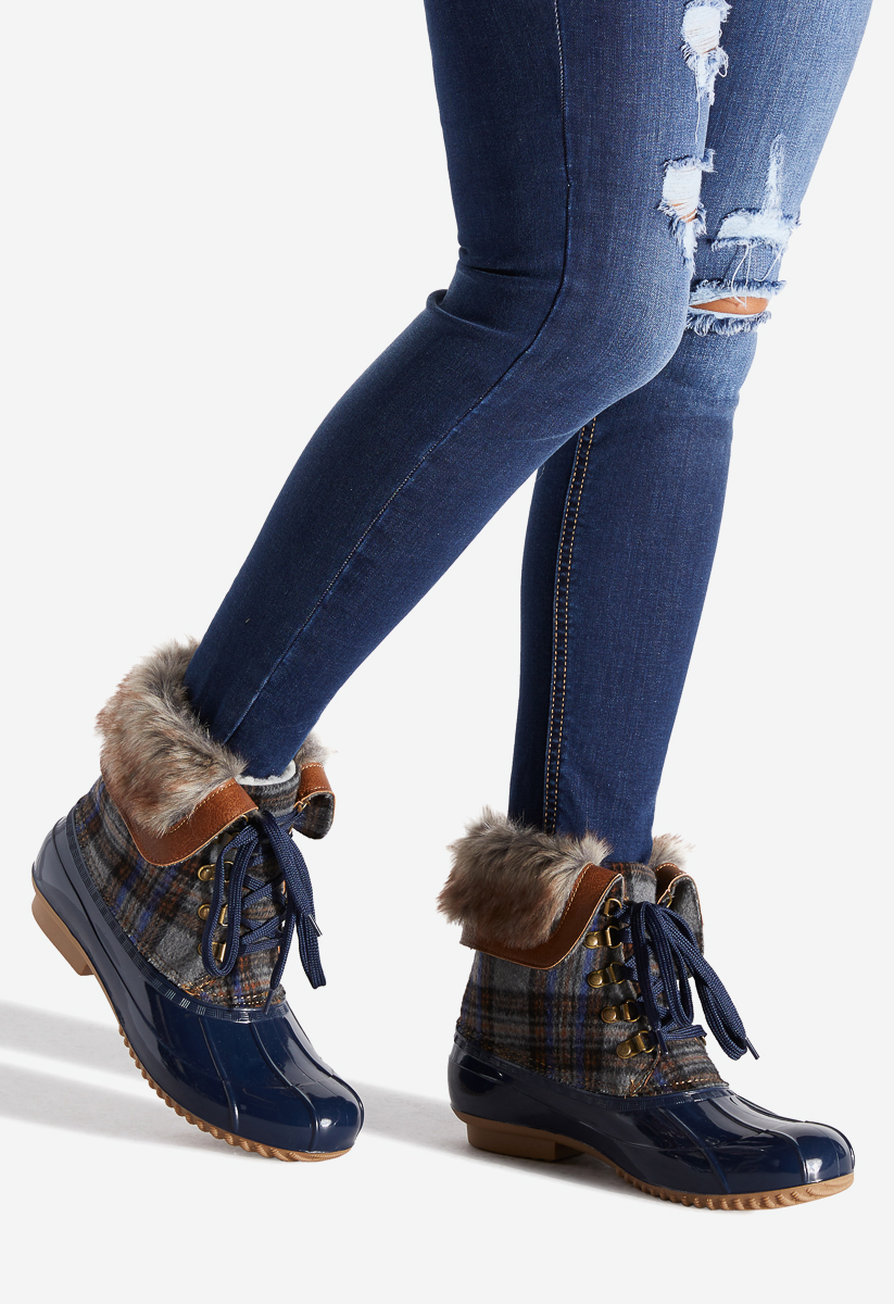 shoedazzle duck boots