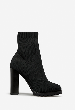 shoedazzle sock boots