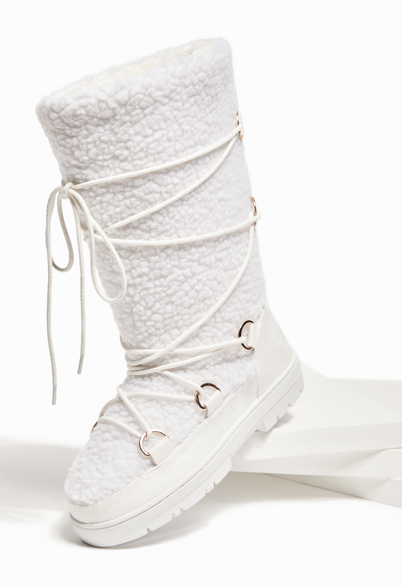 shoedazzle fuzzy boots