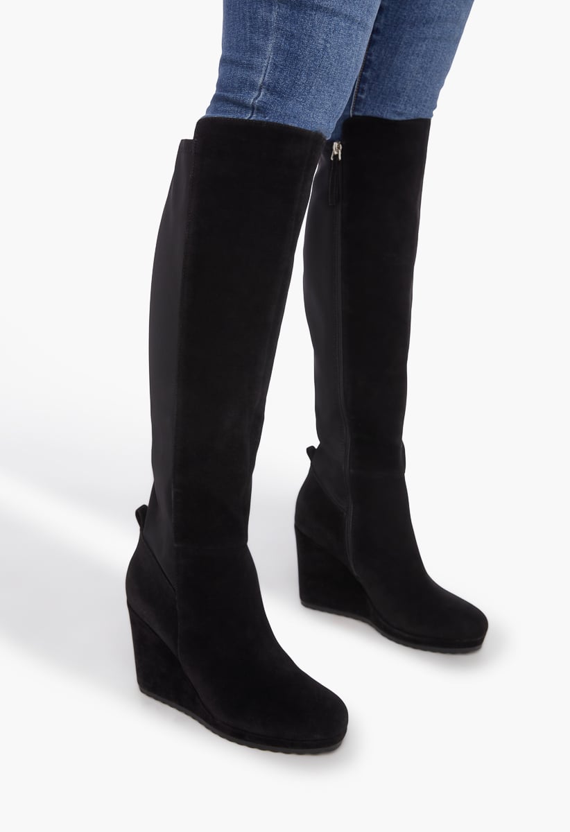 Shoedazzle 2025 wedge boots