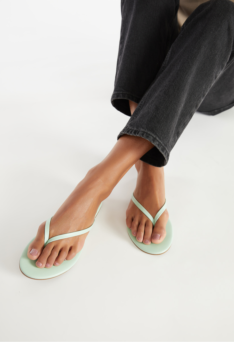 Flat Thong Sandal – LEGiT
