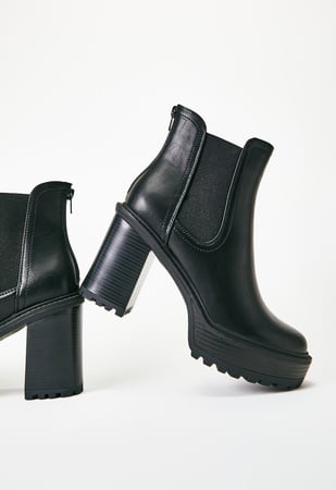 Kamora platform chelsea on sale boot