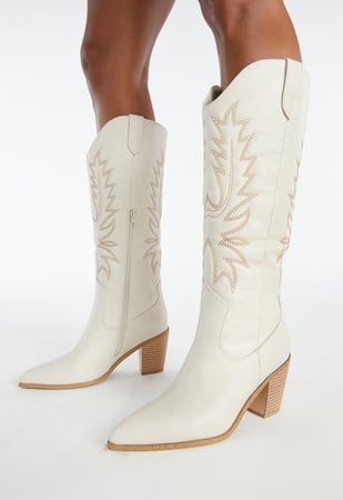 shoedazzle cowboy boots