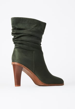 Green 2024 slouch boots