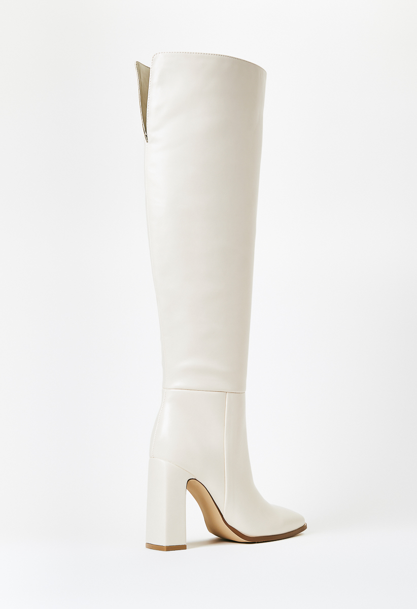 White knee hotsell boots uk